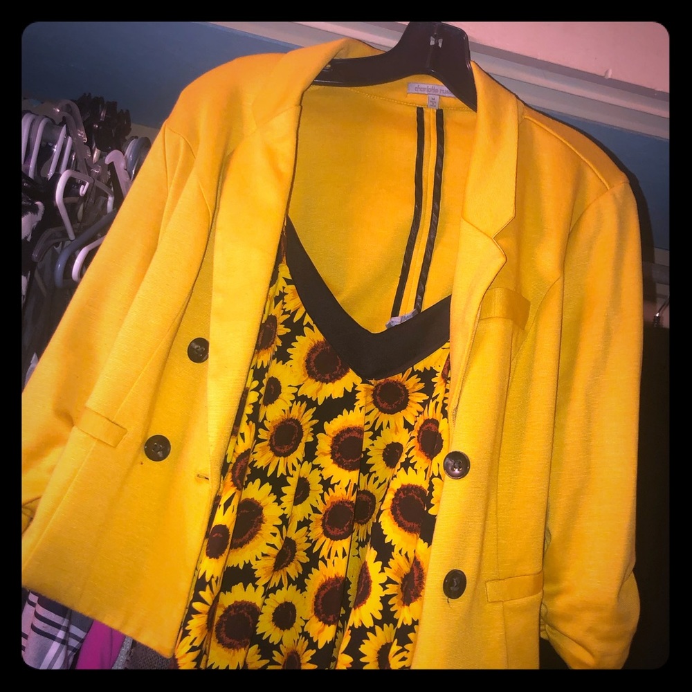 SUNFLOWER CROP TOP & BLAZER  🌻🌻☀️